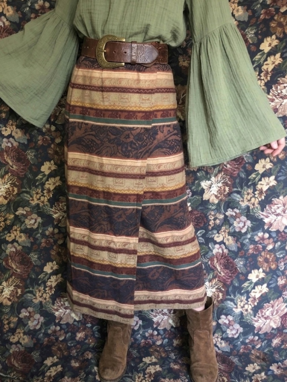 Insanely stunning Boho Tapestry Wrap Skirt - Size 8
